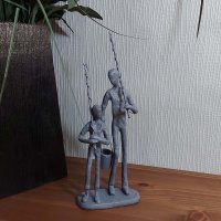 FISHING TRIP Elur Figurine 21cm Grey Shimmer